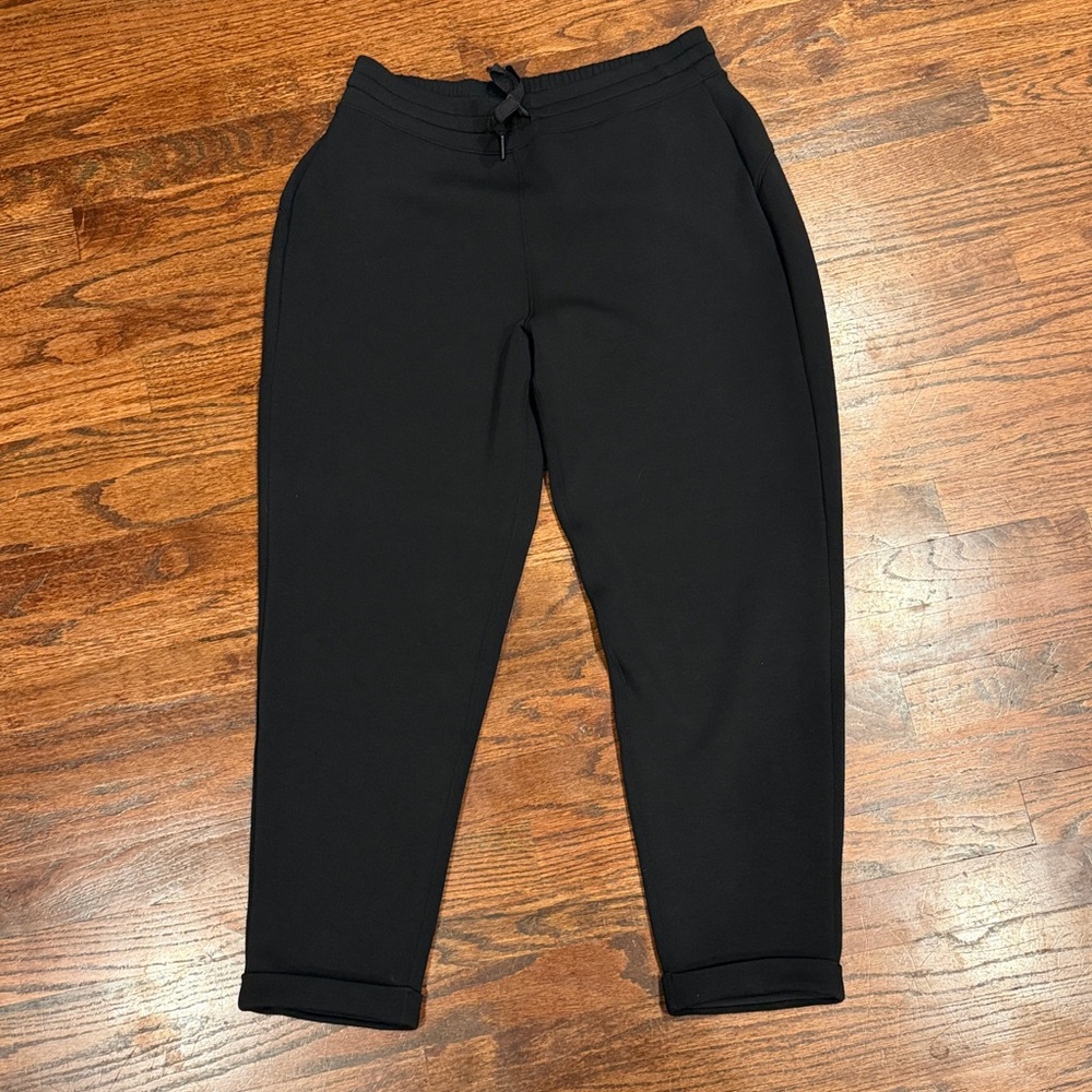 SPANX AirEssentials Tapered Black Pants - Size Large